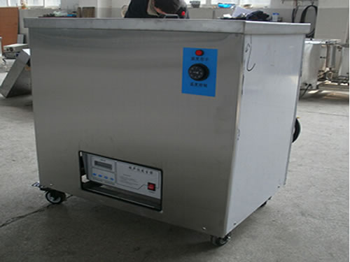 单槽整体超声波清洗机,超声波发生器设计在底部